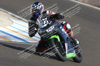 media/Oct-12-2025-CRA (Sun) [[e621380112]]/Races/Race 10/